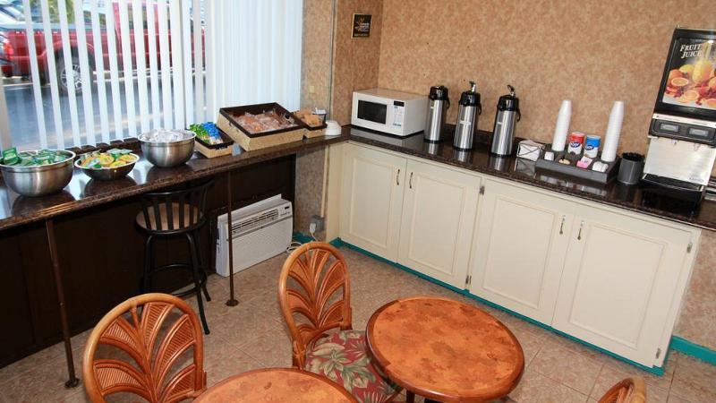 Magnuson Hotel Clearwater Beach Interior foto